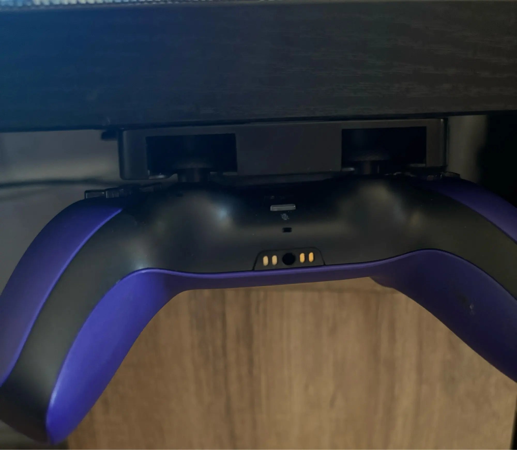 PS5 Controller Holder Stand Customer Image 3